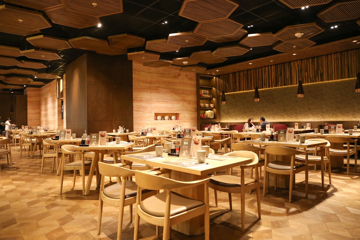 Restaurant / café